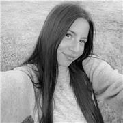 Profesora de inglés con nivel B2, llevo desde los 4 años dando clases de inglés con una profesora nativa